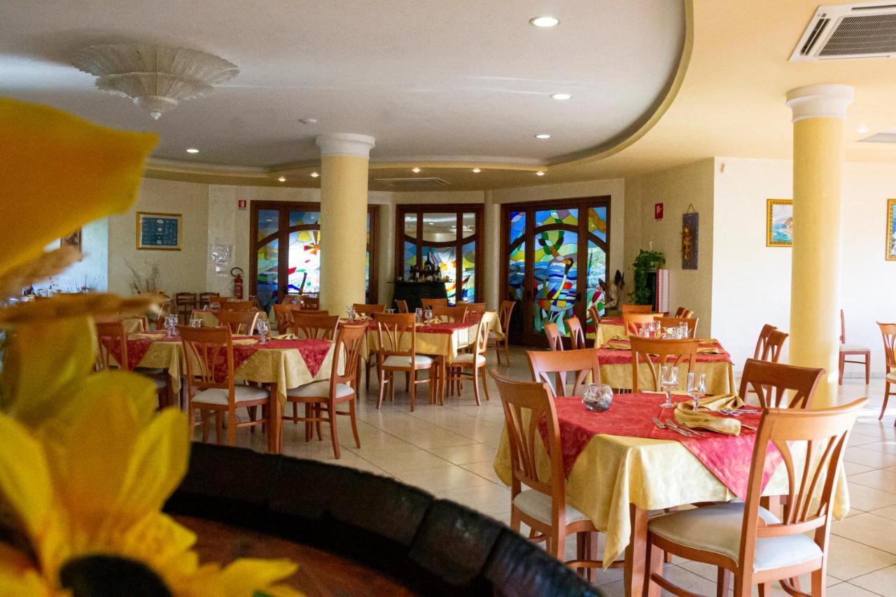 Hotel L'Ancora Capo Vaticano Exterior photo
