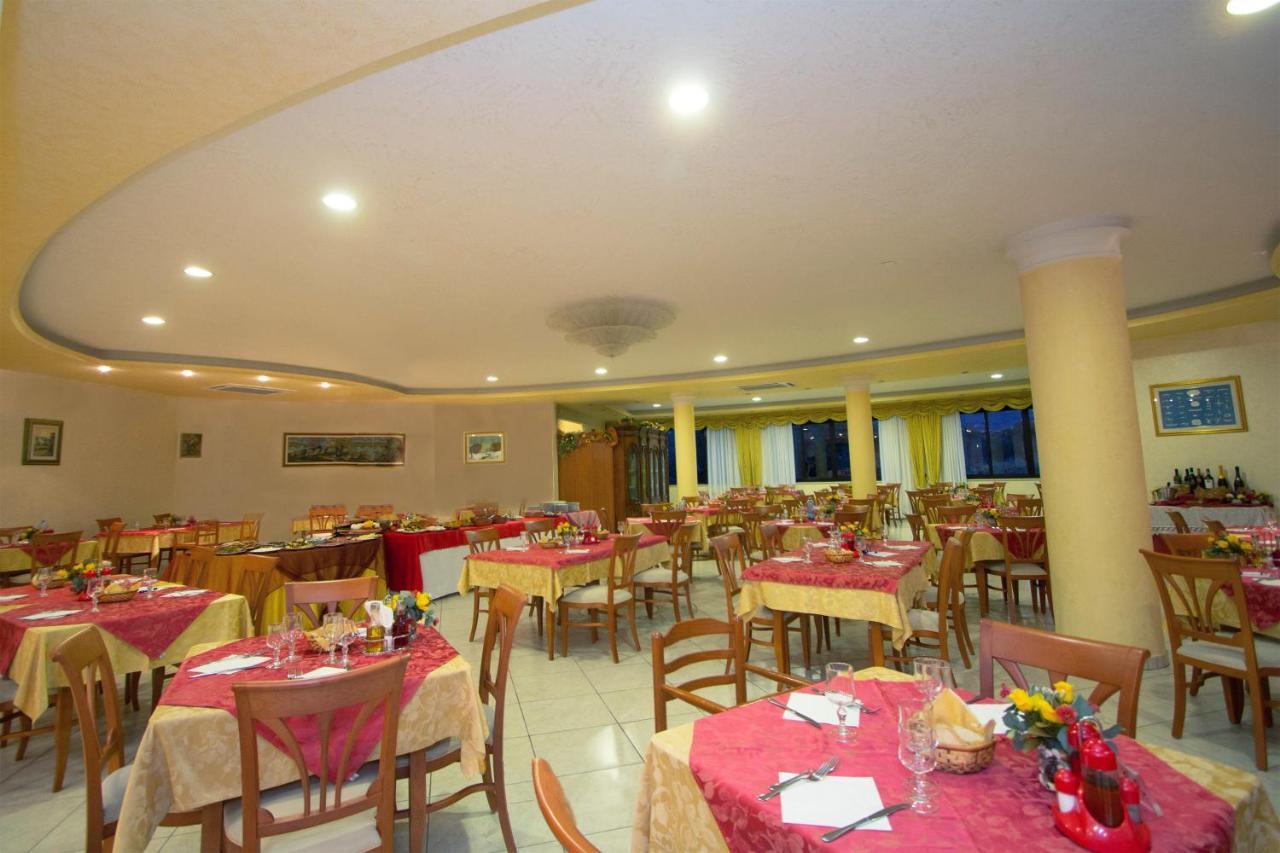 Hotel L'Ancora Capo Vaticano Exterior photo